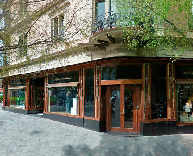 local comercial adolfo dominguez passeig de gracia