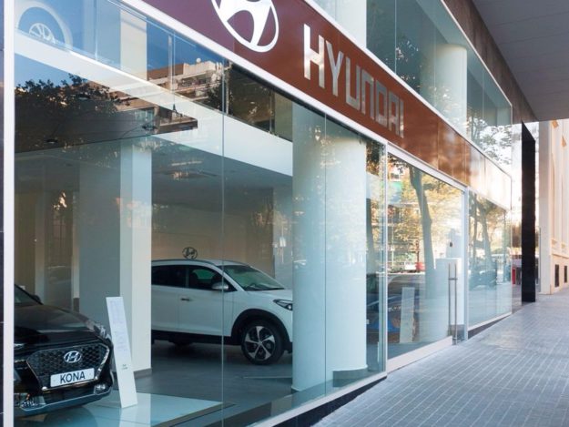 Hyundai local comercial en eixample de barcelona