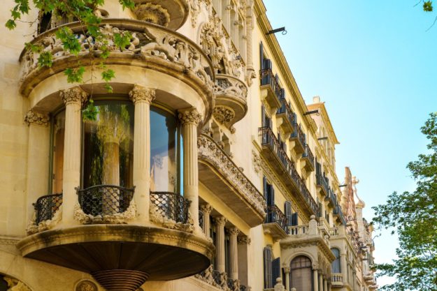 piso modernista a reformar en venta (1)