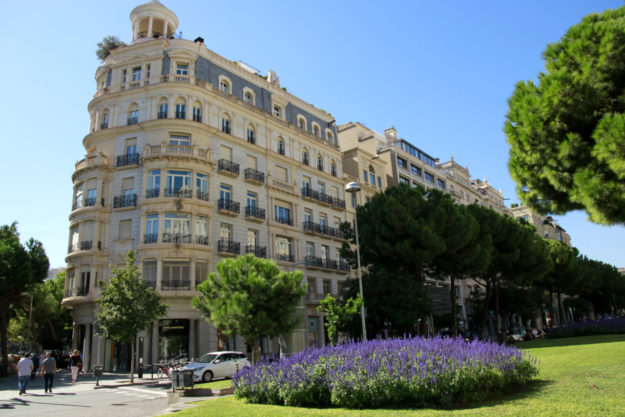 Av Pau Casals Barcelona