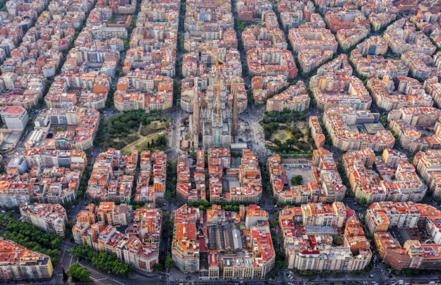 Barrio residencial de la sagrada familia en Barcelona Eixample