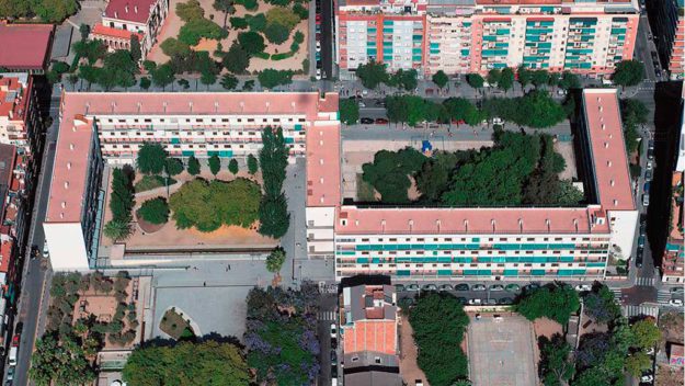 vista-edificio-casa-bloc-barcelona-